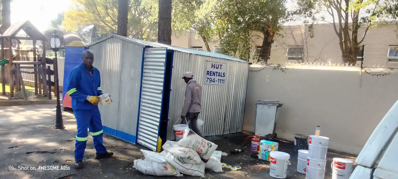 Security Hut Rental for building supplies on a Gauteng construction site, weatherproof and lockable shed hire in Pretoria, Hatfield, Brooklyn and Waterkloof